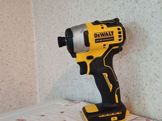 Оригинал. Новый. DeWalt DCF 809. Шуруповерт foto 2