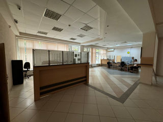 Imobil comercial. foto 2