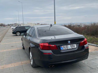 BMW 5 Series foto 3