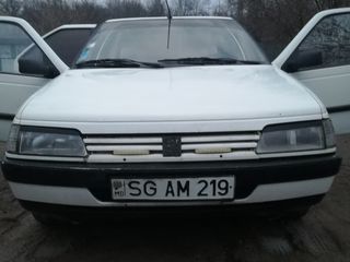 Peugeot 405 foto 6