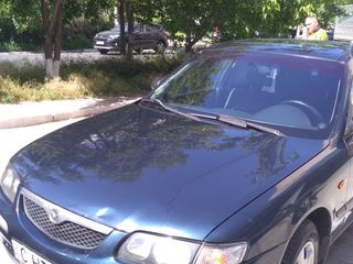 Mazda 626 foto 3