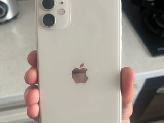iPhone 11 cumpărat de nou de la enter, 1 proprietar