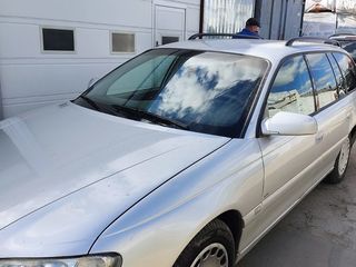 Opel Omega foto 4