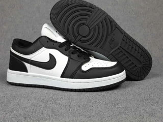 Nike Jordan pe loc în cutie