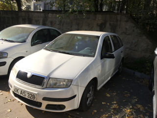 Skoda Fabia foto 1