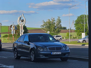 Mercedes E-Class foto 4