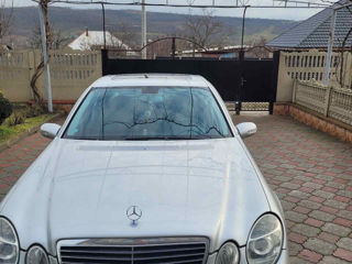 Mercedes E-Class foto 5