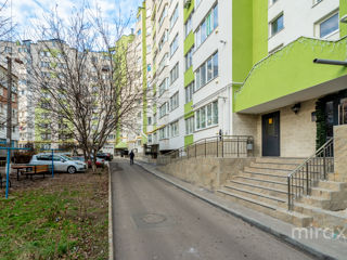 Apartament cu 2 camere, 69 m², Poșta Veche, Chișinău