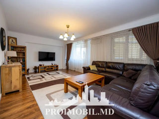 Apartament cu 3 camere, 108 m², Buiucani, Chișinău foto 5