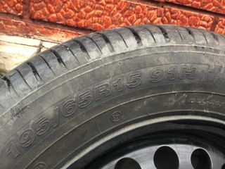 Anvelope 195/65R15 4buc cu jante. foto 2