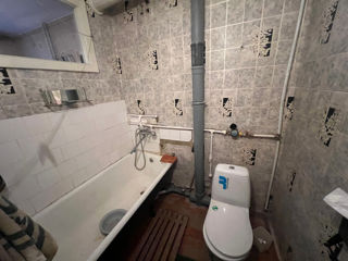 Apartament cu 2 camere, 45 m², Botanica, Chișinău foto 2