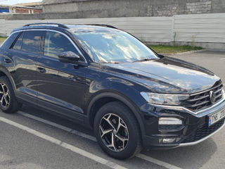 Volkswagen T-Roc foto 3