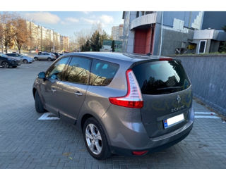 Renault Grand Scenic foto 9