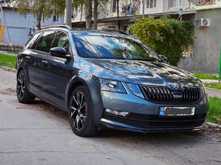 Skoda Octavia foto 1