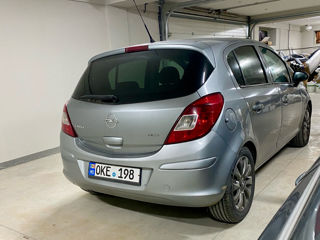 Opel Corsa foto 3