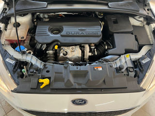 Ford Focus foto 18