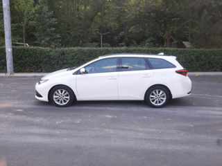 Toyota Auris foto 4