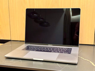 MacBook Pro 15" 2016 A1707 16GB Ram 256GB SSD Space Grey