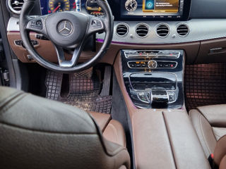 Mercedes E-Class foto 5