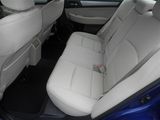 Subaru Legacy foto 9