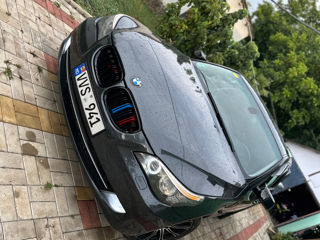 BMW 5 Series foto 2