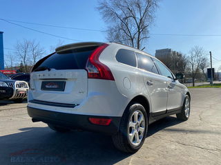 Volvo XC60 foto 8