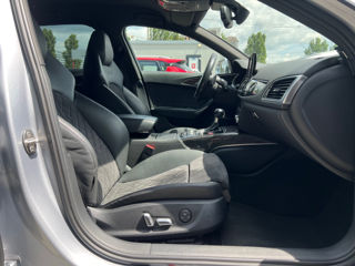 Audi RS6 фото 13