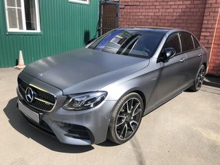 Mercedes E Class foto 1