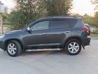 Toyota Rav 4 foto 4