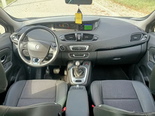 Renault Grand Scenic foto 8