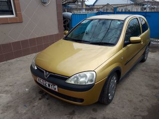 Opel Corsa foto 1