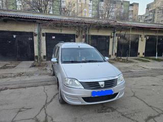 Dacia Logan foto 2