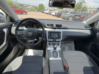 Volkswagen Passat foto 8