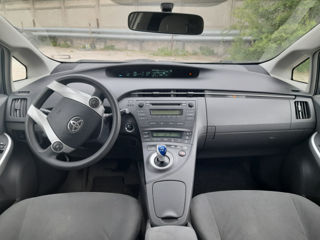 Toyota Prius фото 6
