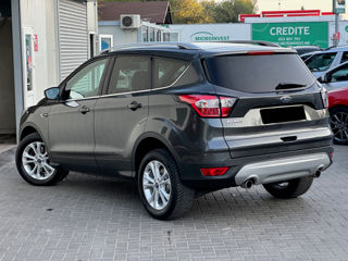 Ford Kuga foto 5