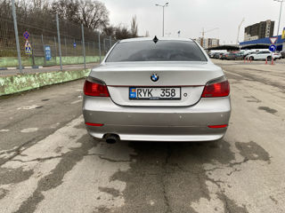 BMW 5 Series foto 3