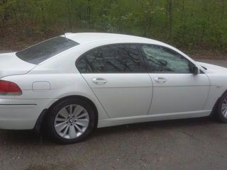 BMW 7 Series фото 2