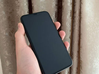 iPhone 11 / 128GB foto 2