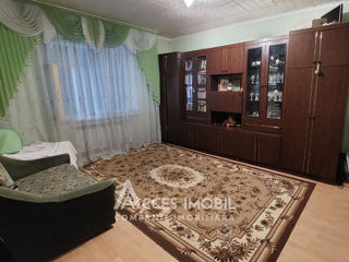 Casă în 2 niveluri! Buiucani, str. Ghioceilor. 210m2 + 8 ari! foto 9