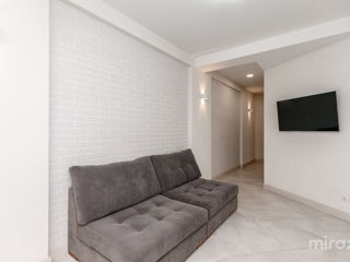 Apartament cu 2 camere, 82 m², Botanica, Chișinău foto 4