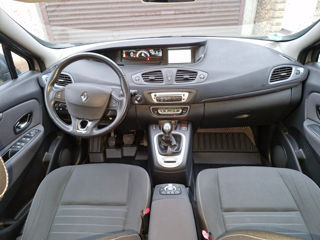 Renault Scenic foto 10