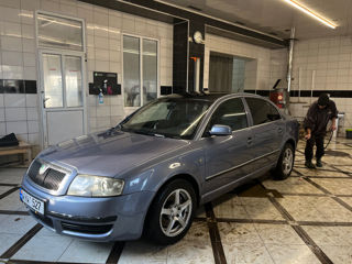 Skoda Superb foto 4