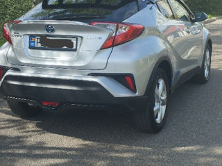 Toyota C-HR foto 4