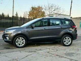 Ford Kuga foto 15