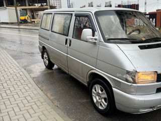 Volkswagen Transporter foto 2