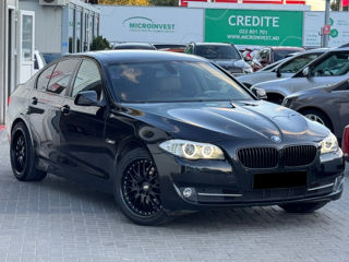 BMW 5 Series foto 5