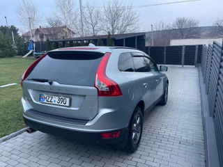 Volvo XC60 foto 4