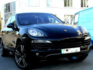 Porsche Cayenne foto 1