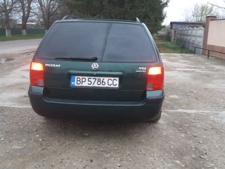 Volkswagen Passat foto 4