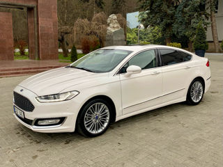 Ford Mondeo foto 2